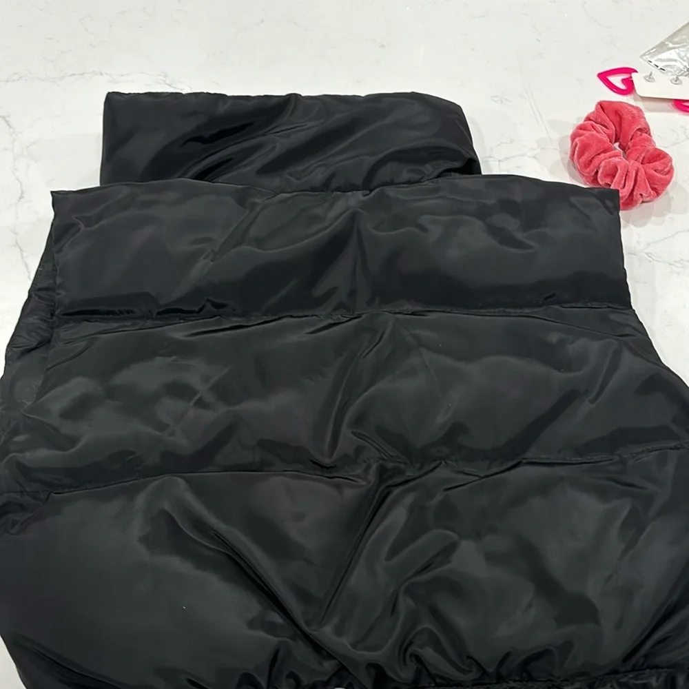 Shein puffervest size xs - Picture 5 of 5